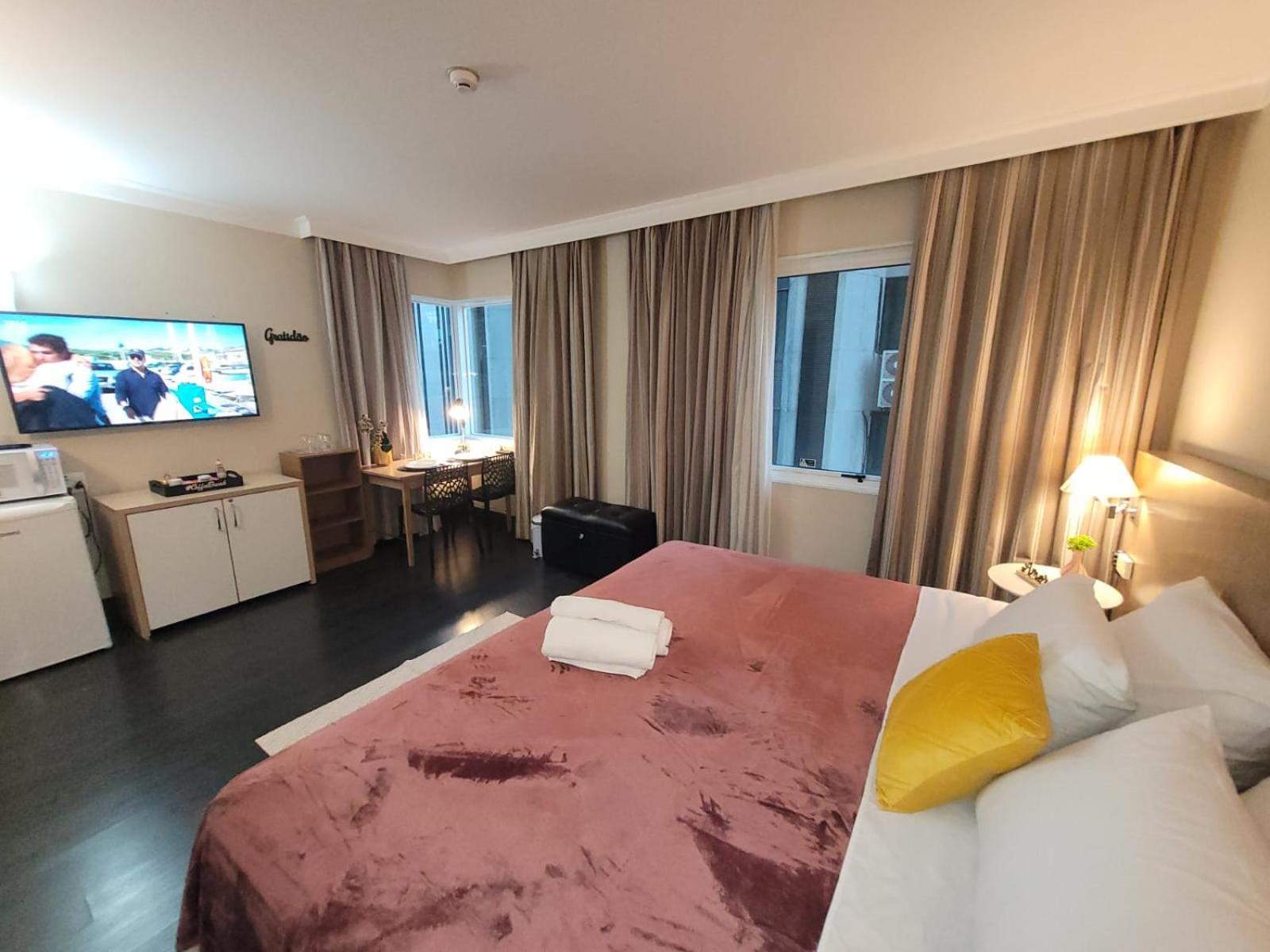 Super Comfort Flats L - Wtc - Com Estacionamento Σάο Πάολο Εξωτερικό φωτογραφία